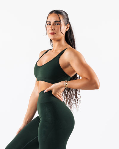 Summer 2023 Women's Workout Wear Yoga Fitness Set U Shaped Neck Line Thin  Straps Back Crossed Waist Side Patch Pockets Leggings