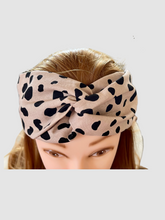 Load image into Gallery viewer, Linen Knot Headband Leopard
