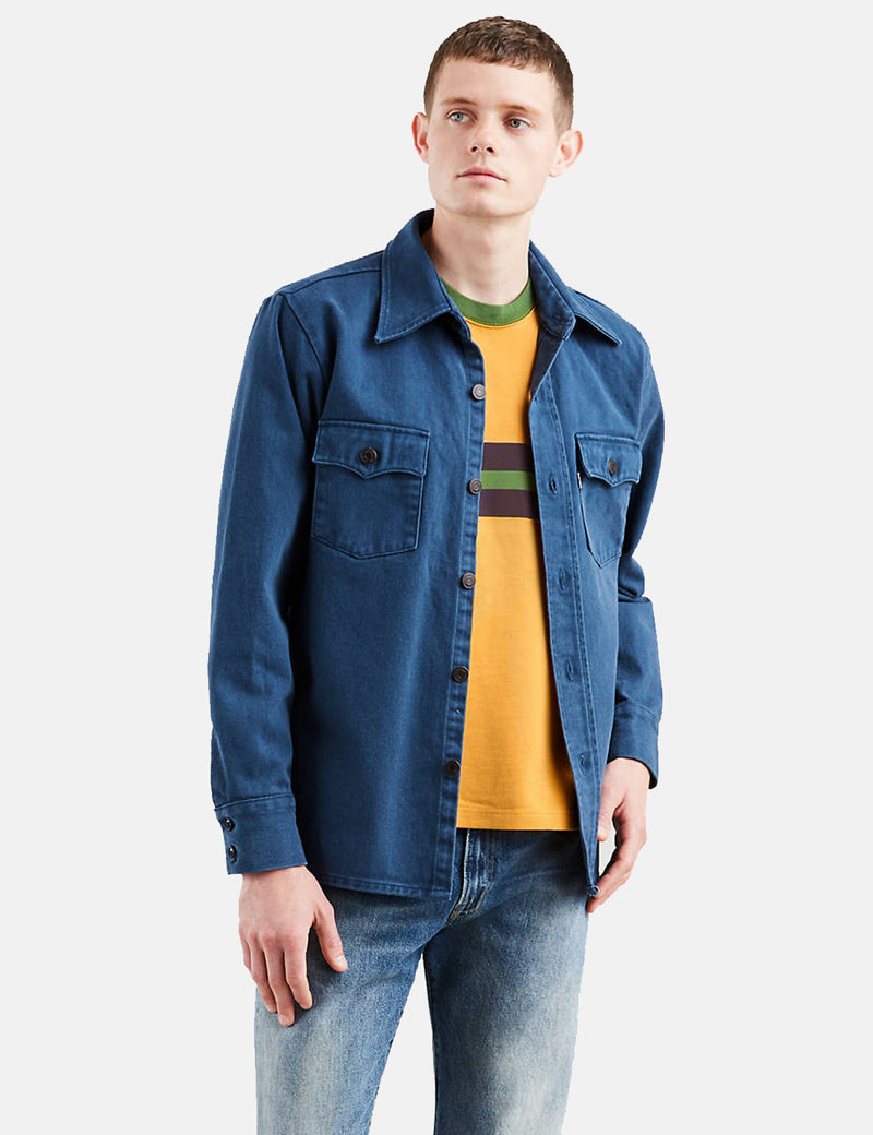 levi's dark blue shirt