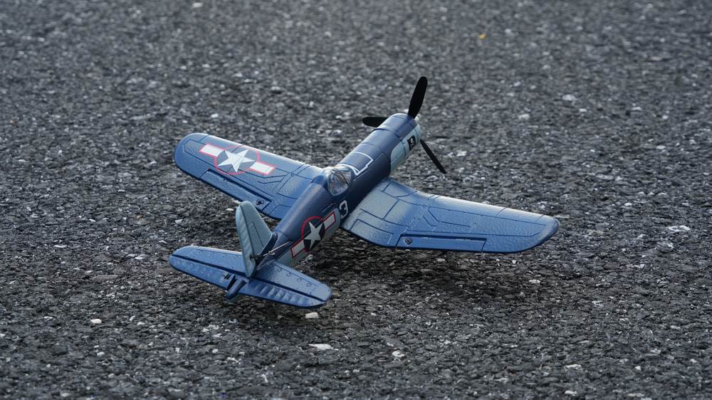 Volantex F4U warbird