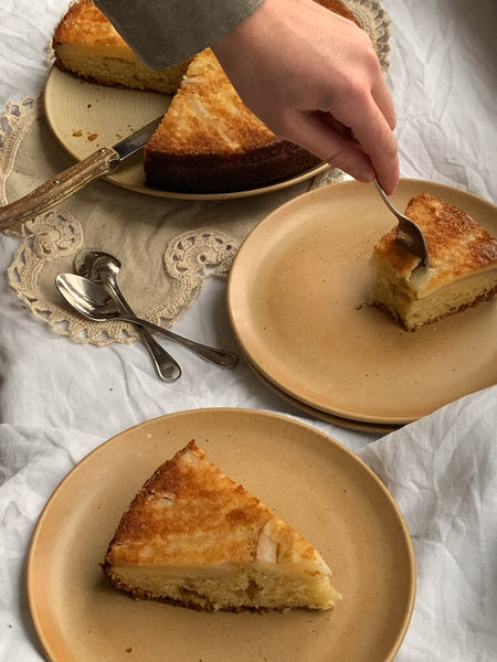 gâteau renversé aux poires alice attablé recette gastronomie gourmand 