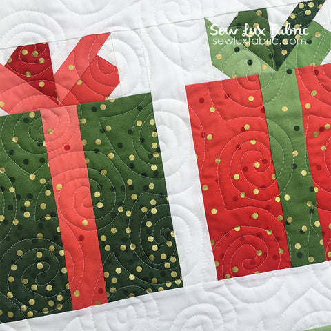 Patchwork Quilted Christmas Pillow Tutorial