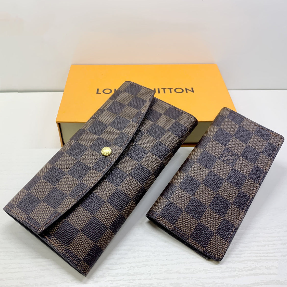 Louis Vuitton LV Classic Leather Print Wallet Purse Two Piece Se