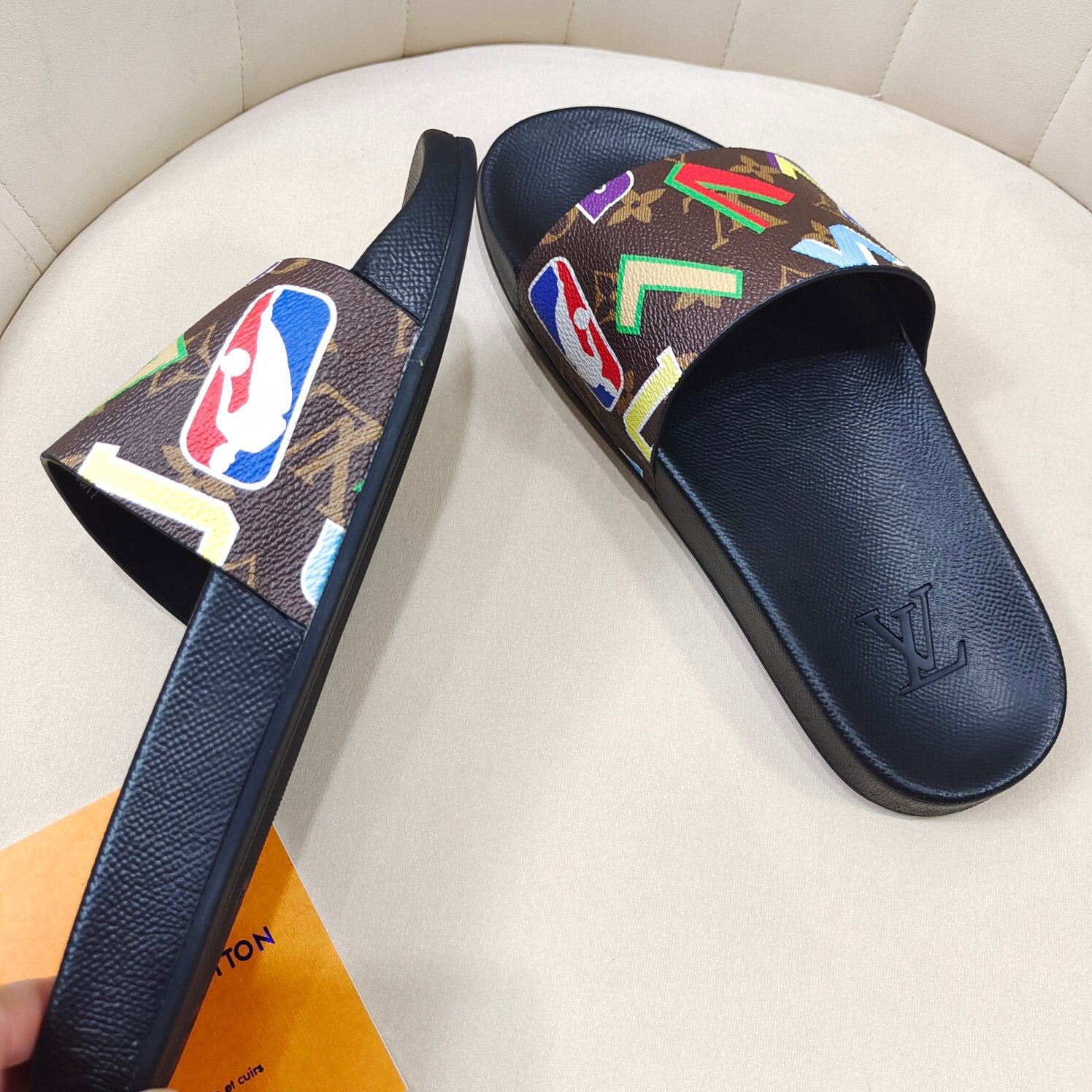 LV Louis Vuitton Fashion Classics Print Slipper Shoes