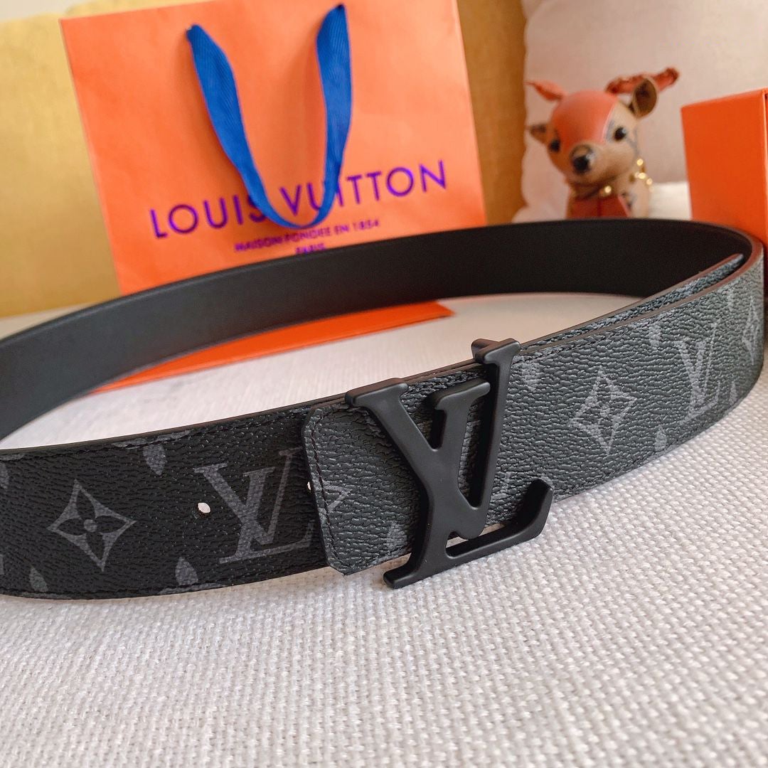 LV Louis Vuitton Classic Leather Smooth Buckle Belt