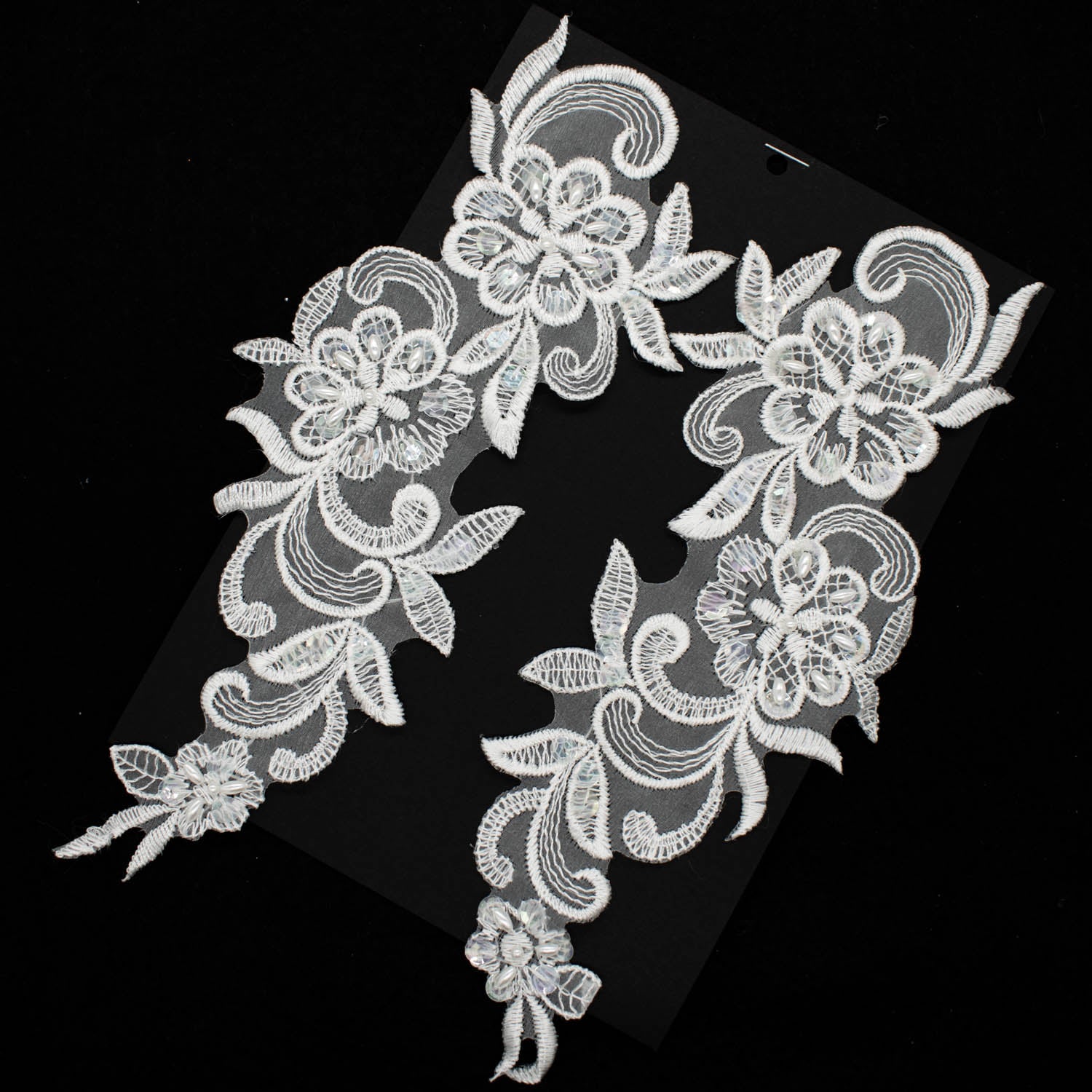  LITTLE PANDADA 1 Pair Corded Lace Applique Flower