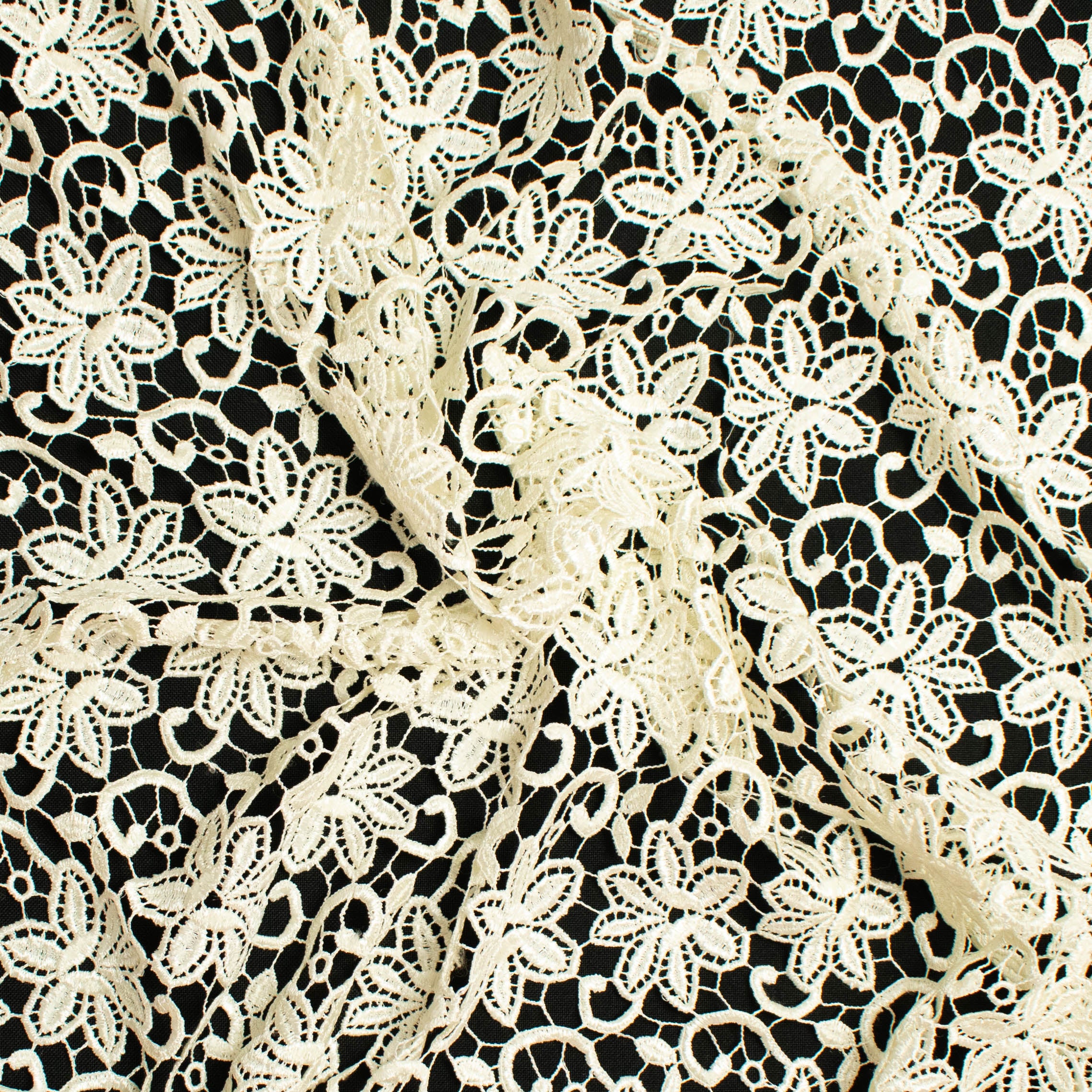 ivory cream lace fabric with retro floral vine