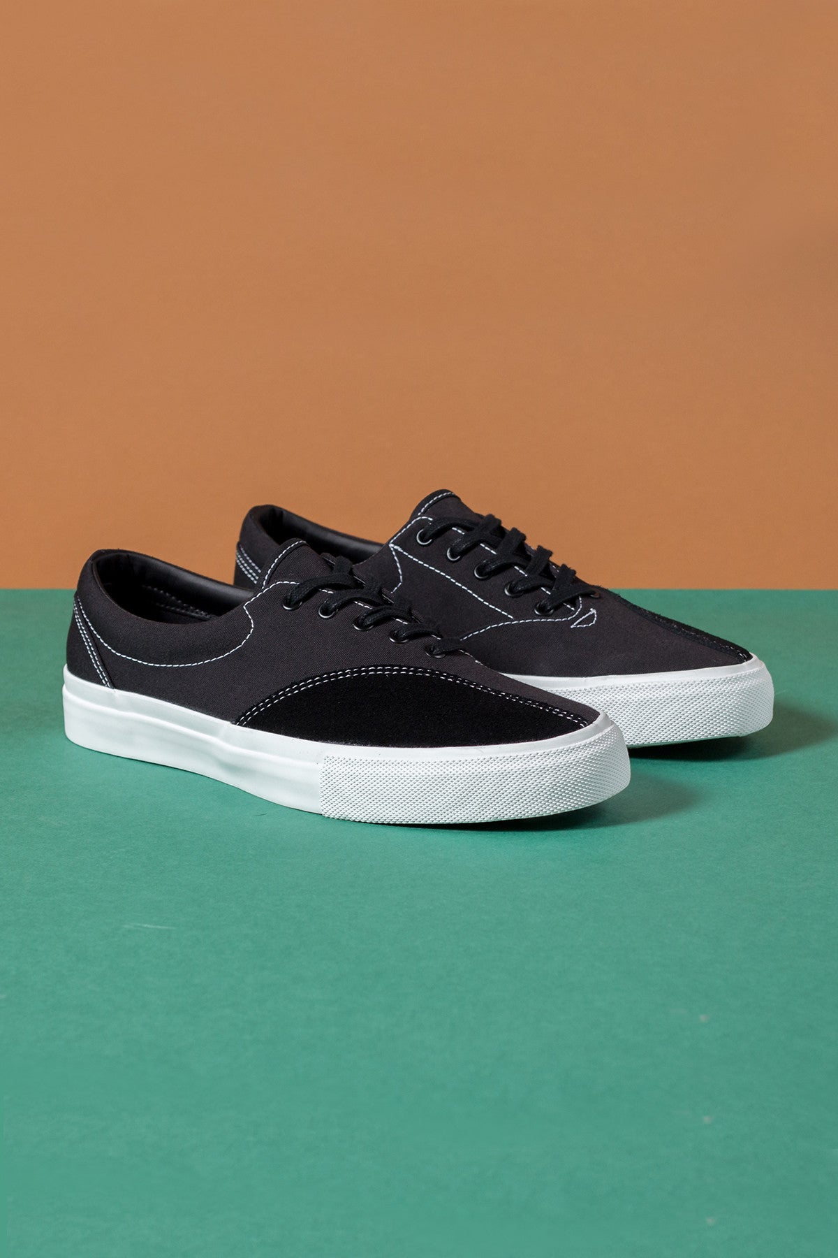 clearweather skate shoes