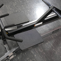 Hammer Strength Plate-Loaded T-Bar Row Nav Image 16