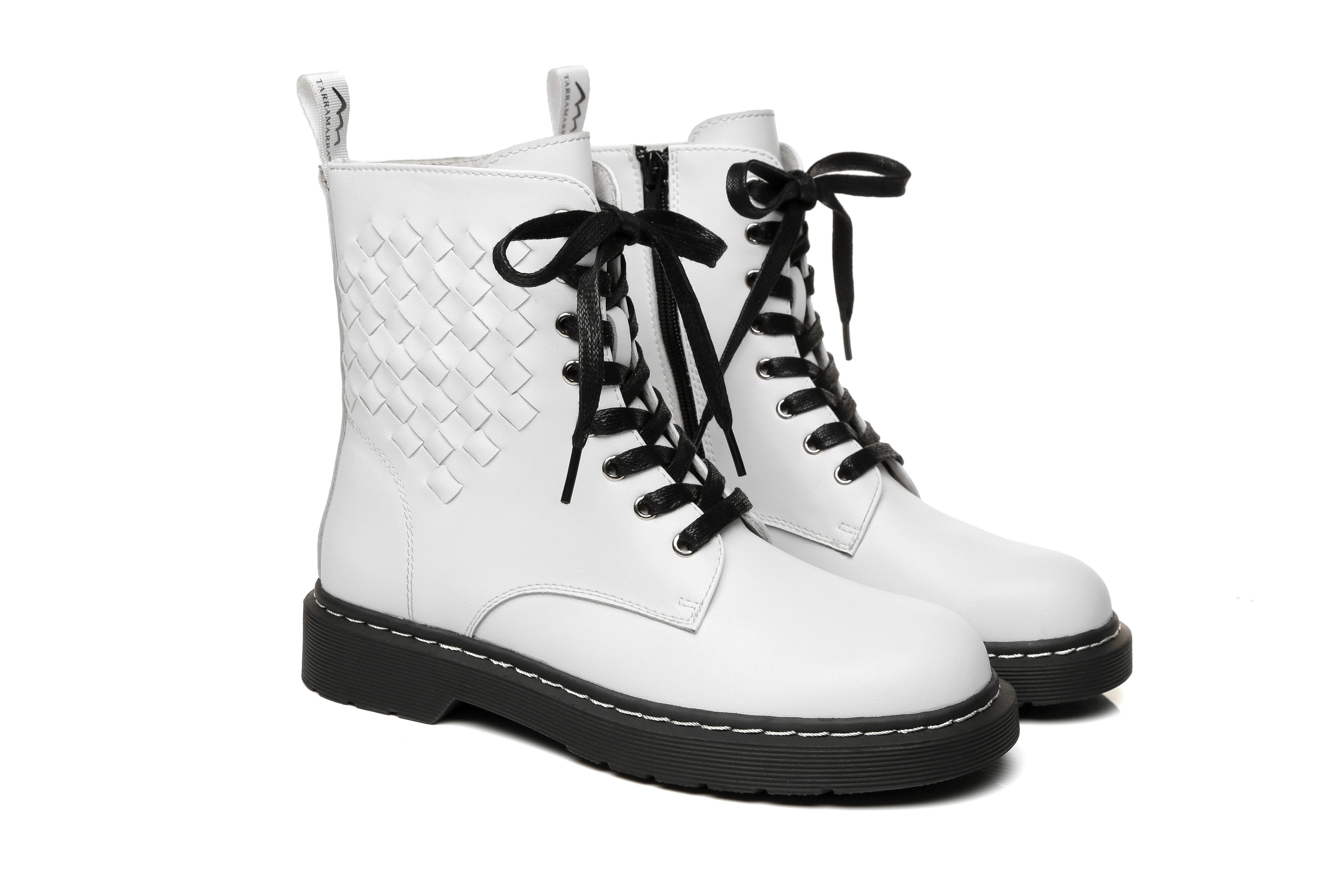 witte chunky boots