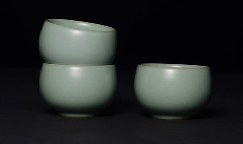 Factory made "ruyao" stoneware fired at a lower temperature and using ceramic pigment.