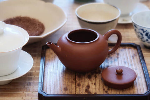 A zhuni teapot drying out after use.