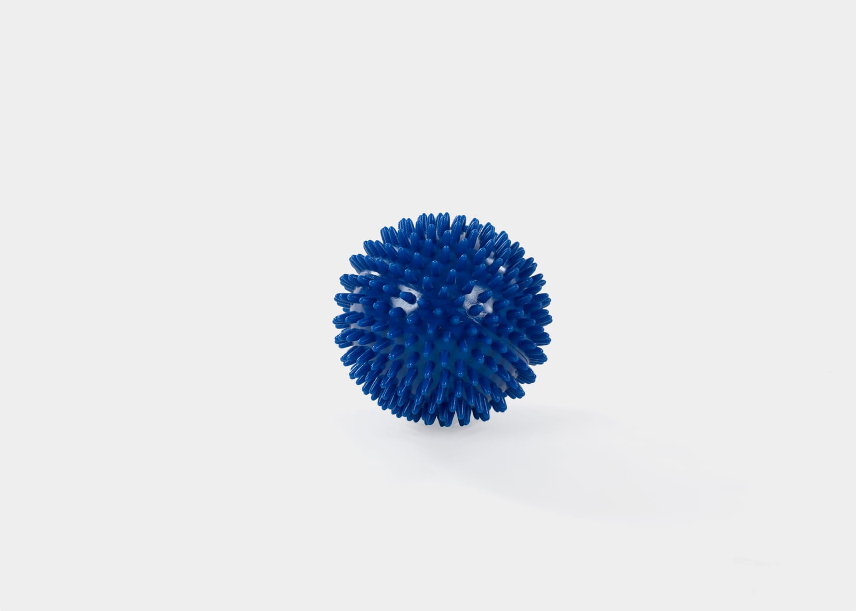 Soft-Spike Massage Ball, blue