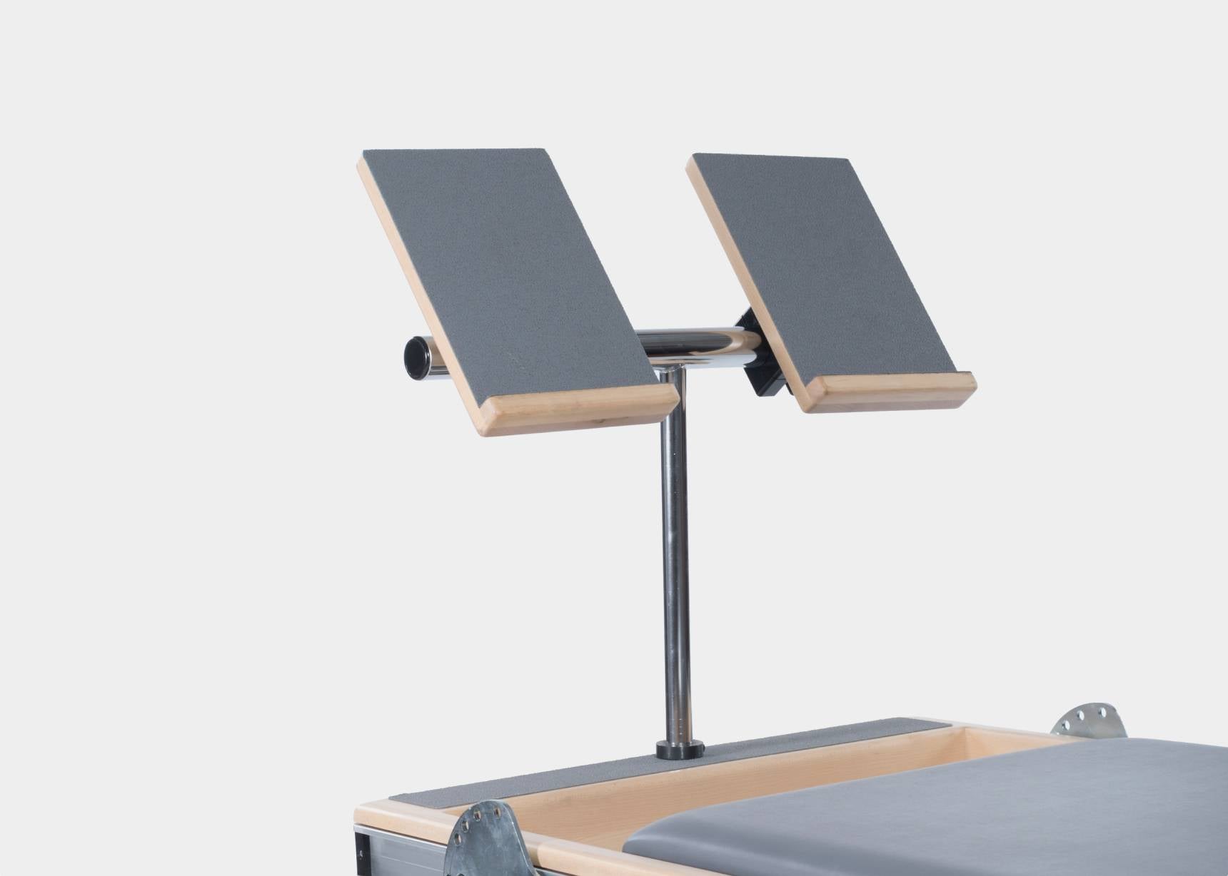 Studio Reformer Konnector - Balanced Body Pilates Reformer