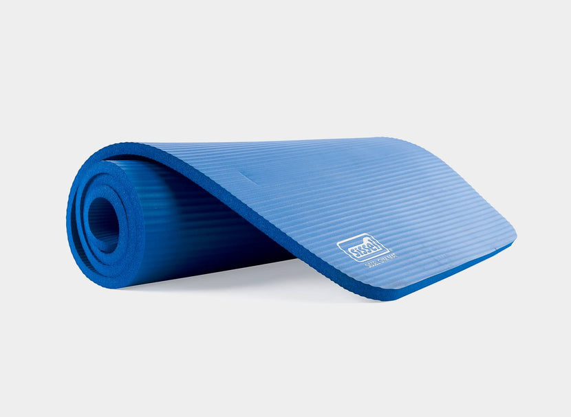 1/4 Inch Extra Thick Deluxe Yoga Mat by YogaAccessories