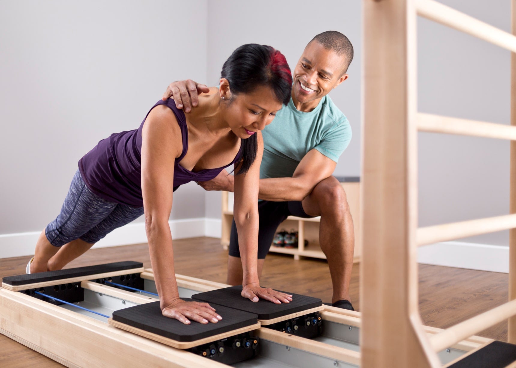 Gym Studio Yoga Two-Way Ladder Sliding Core Balance Core Align Pilates -  China Pilates Two-Way Sliding Ladder and Pilates Corealign price