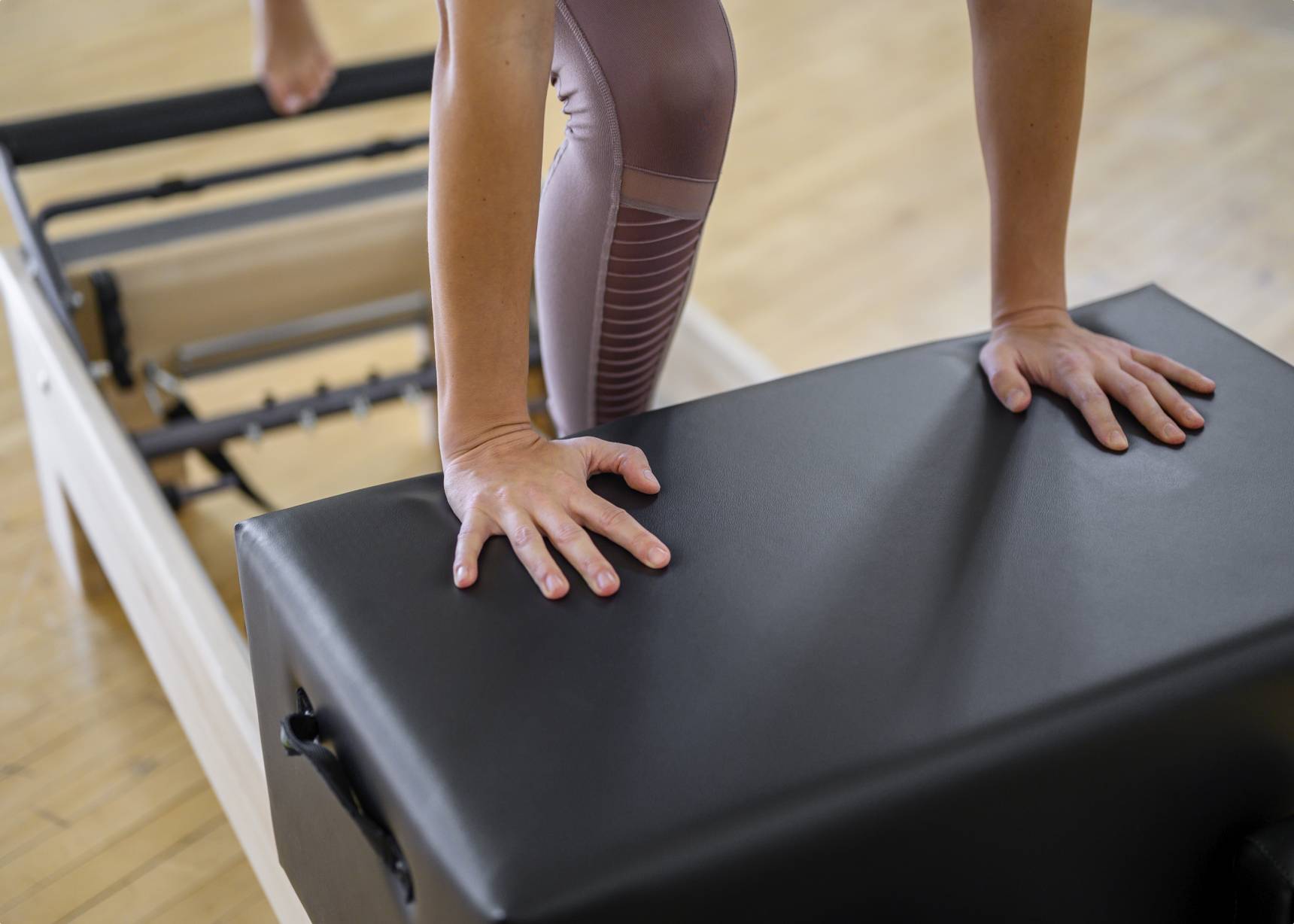  Beeveer Pilates Sitting Box 26 x 15 x 9.5 Inch