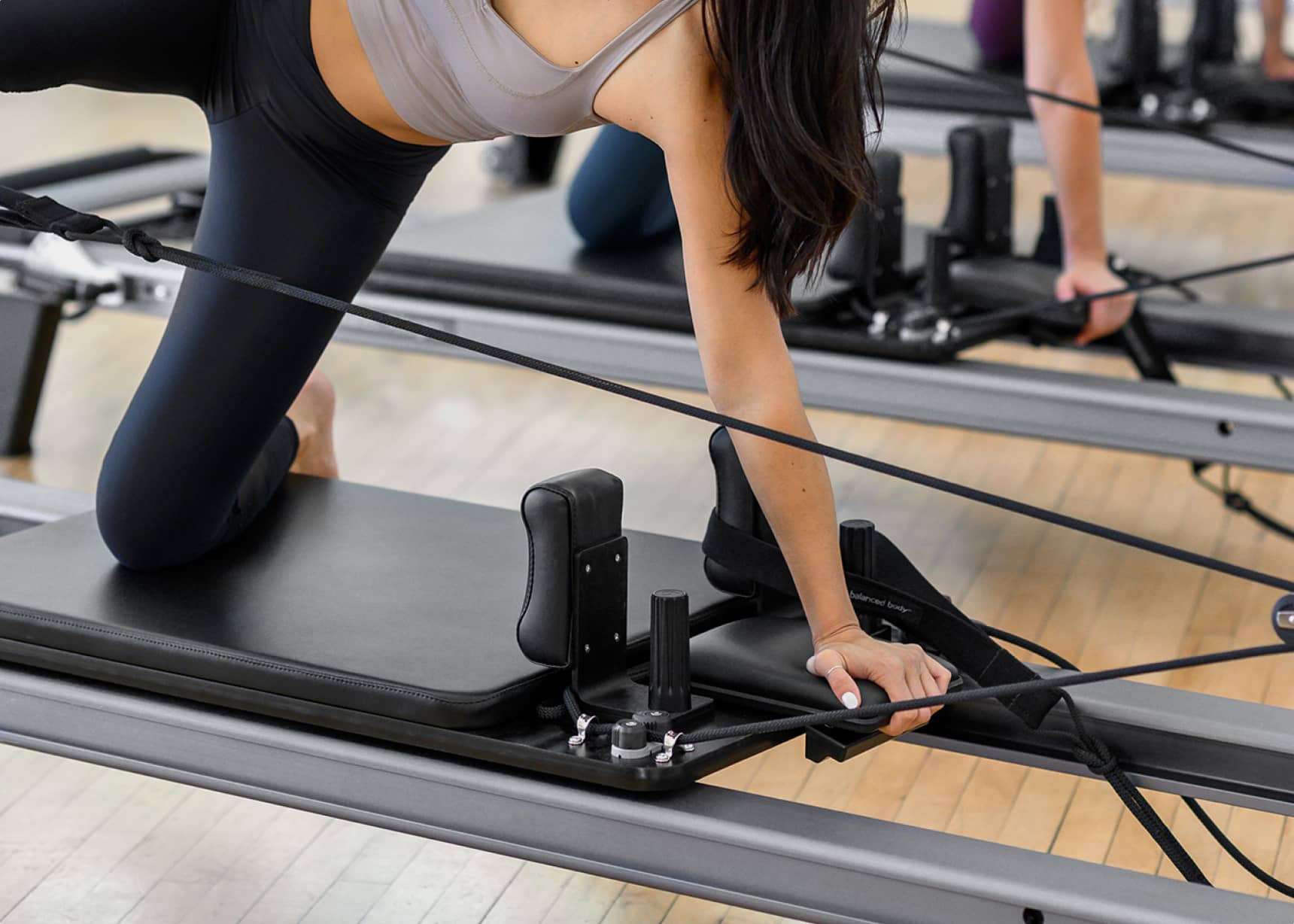 Pilates Reformer Machine for Home Workouts with Foldable Frame, Pilates  Reformer with 5 Resistance Cords, Easy to Move and Store, Features Sturdy