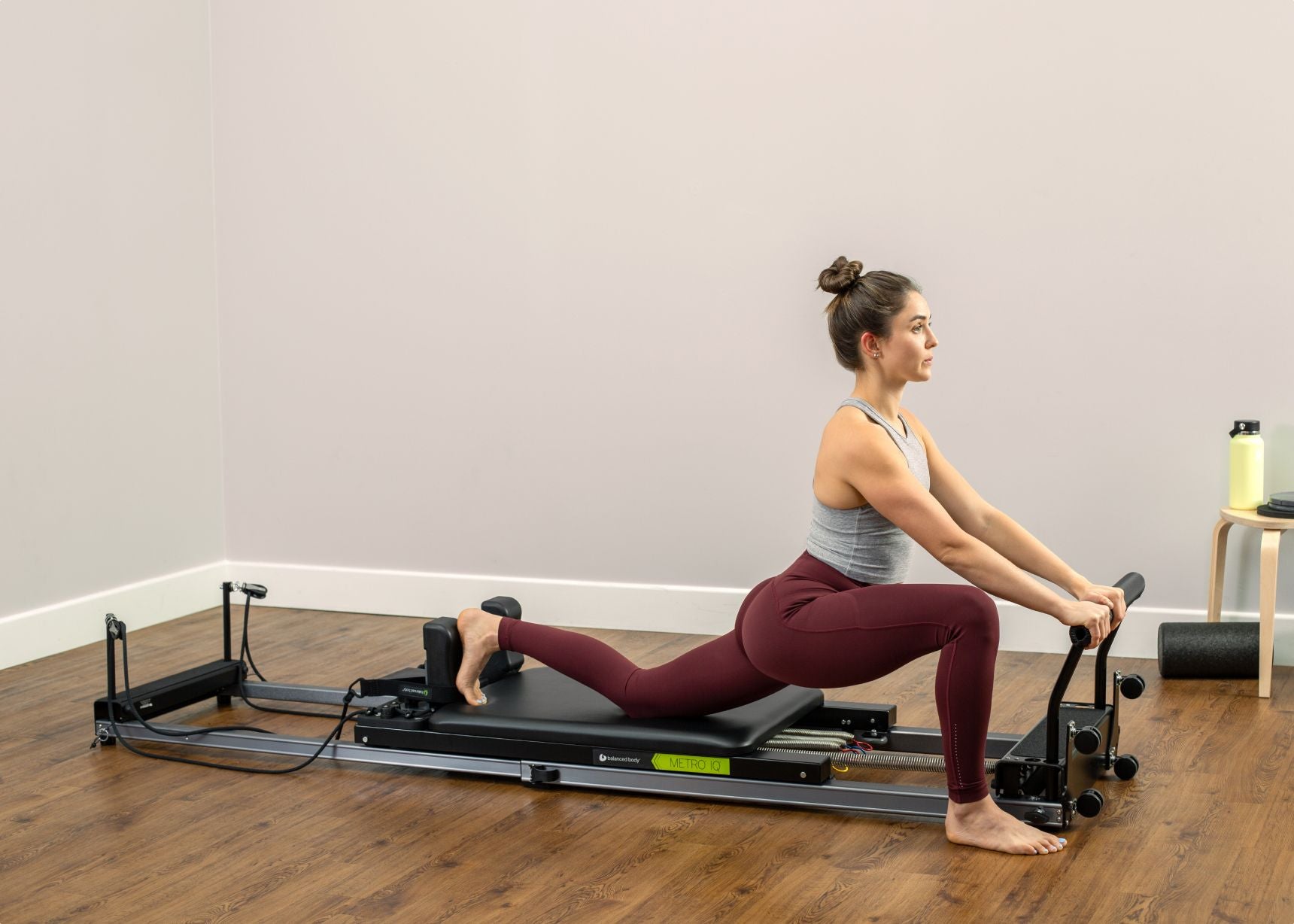 Portable pilates reformer