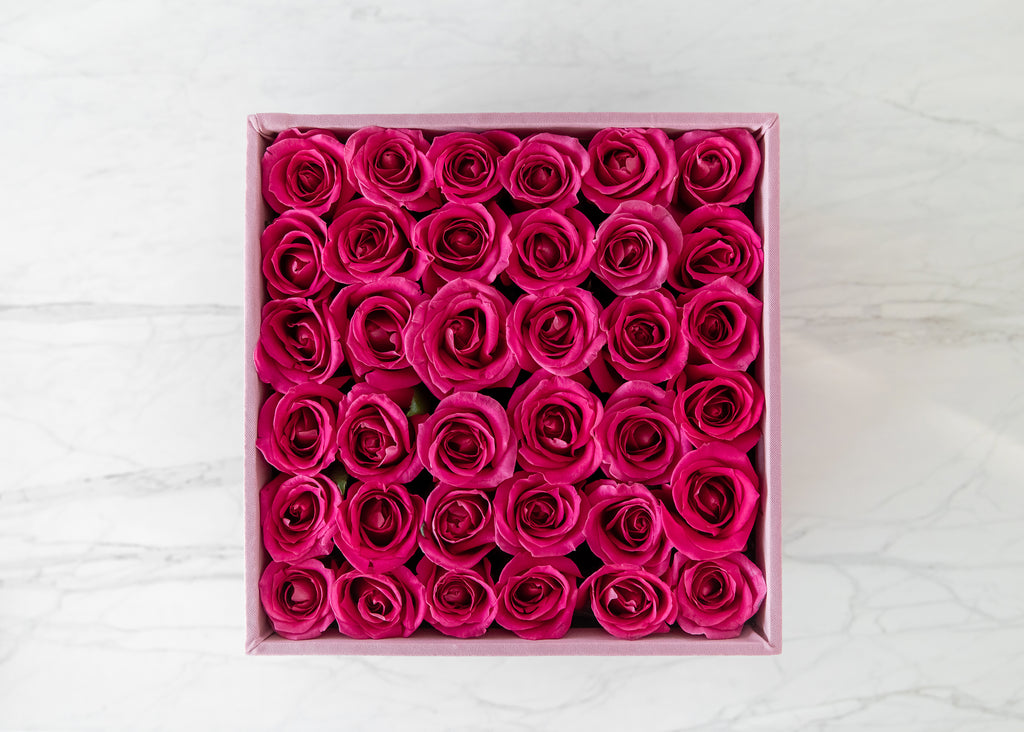 Caja Rosa Rosas Fiusha – occasiontiendadeflores