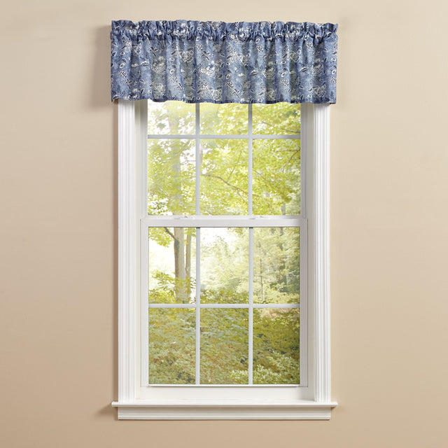 Chinois Floral Tailored Valance & Table Linens