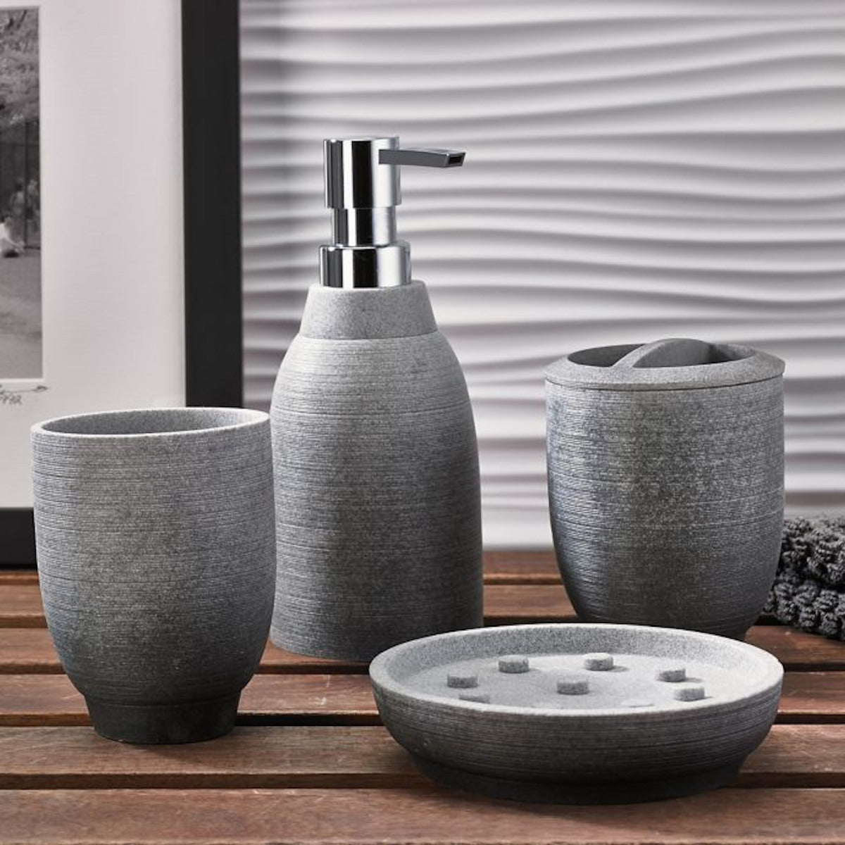 https://cdn.shopify.com/s/files/1/0539/2377/4659/products/greystone-bathroom-accessories-greystone-tumbler_1.jpg?v=1664772090