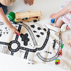 play mat roads with kids playing