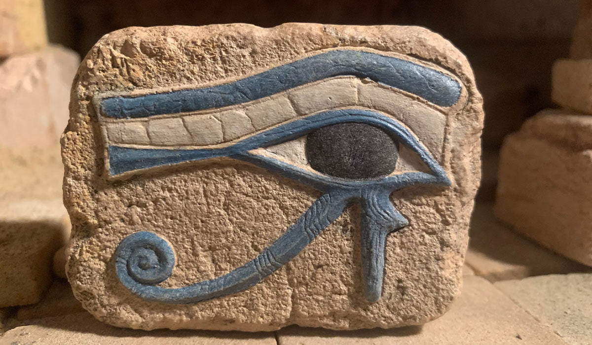 エジプト神話 ホルスの目 彫刻