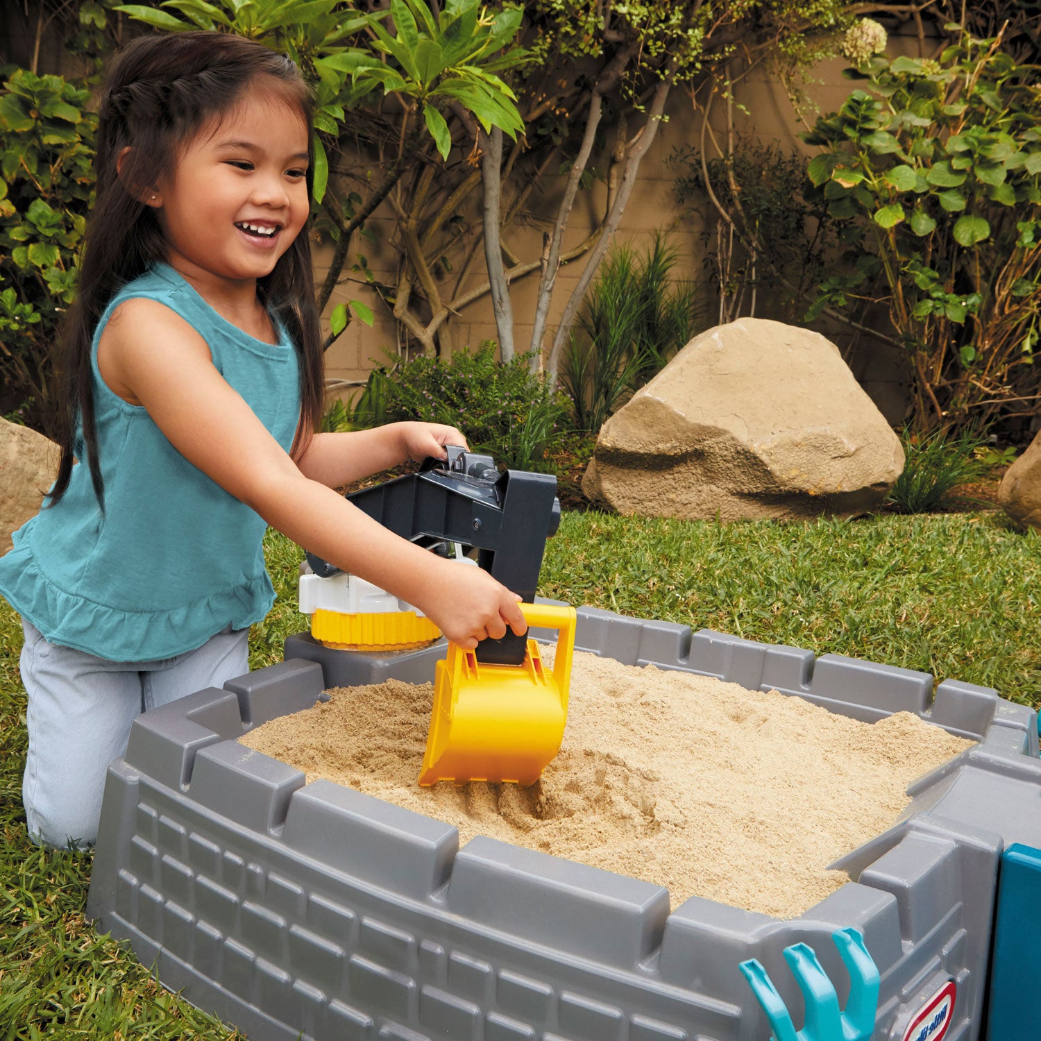 Dirt Diggers™ Excavator Sandbox-image-3