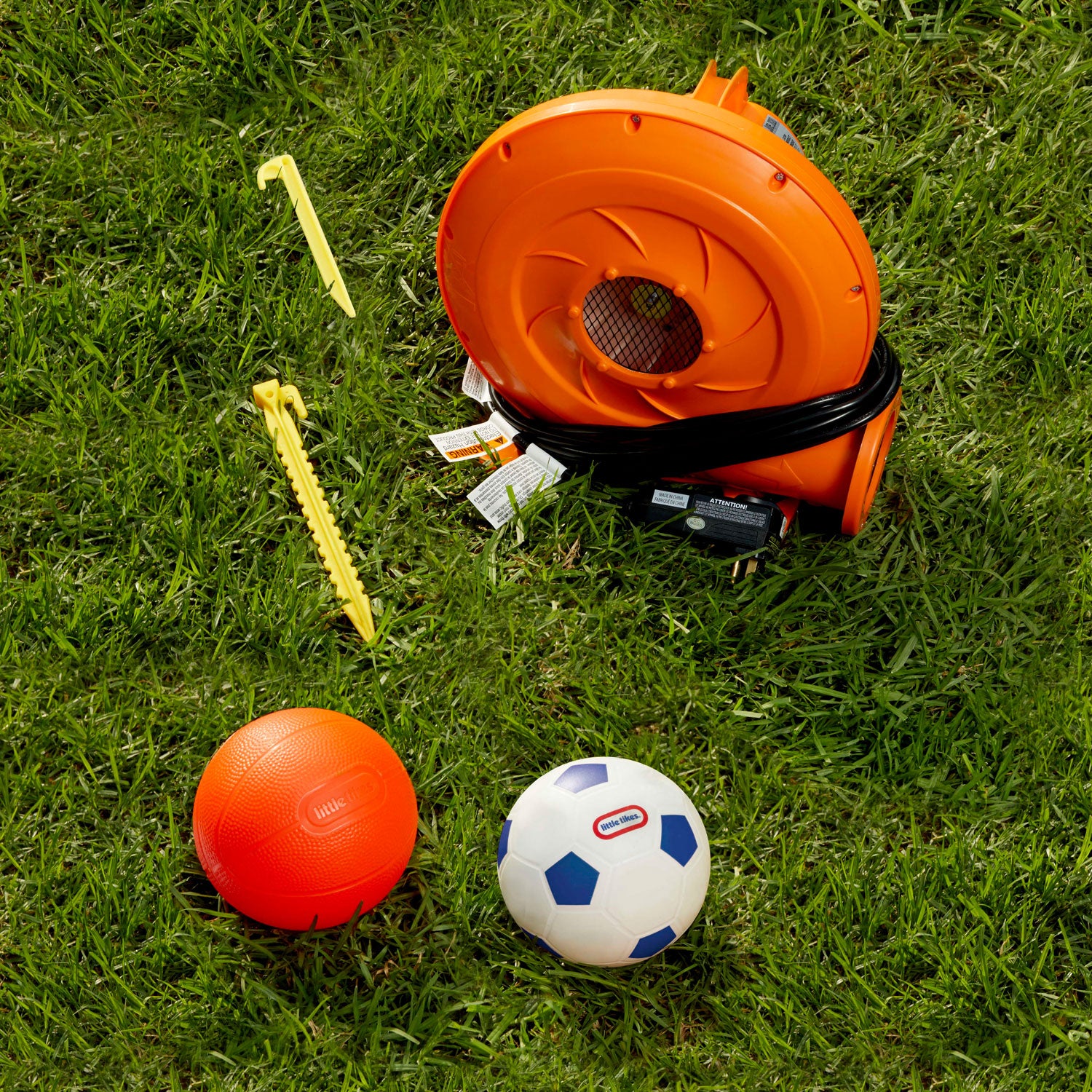 little tikes soccer and basketball court