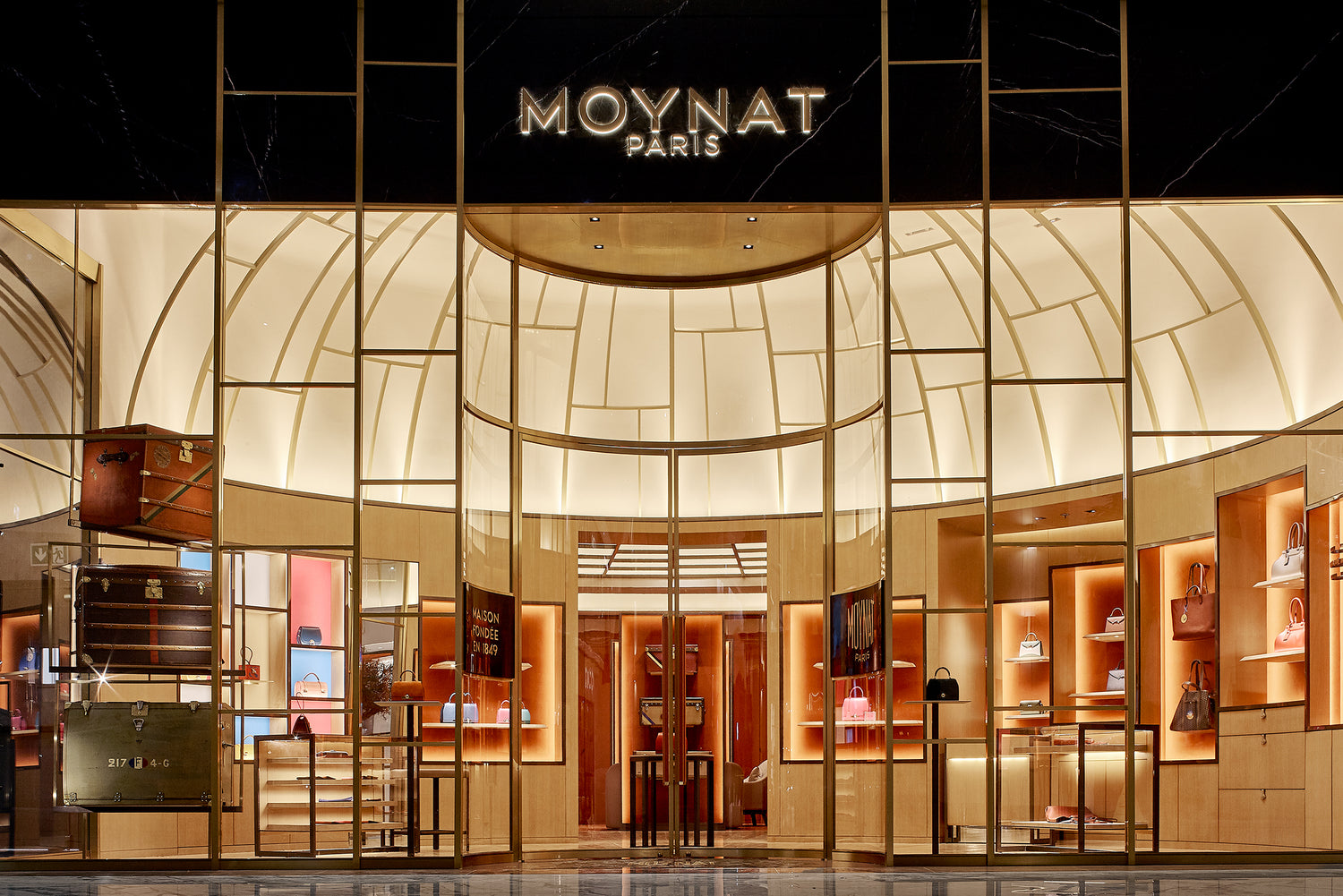 Craft and rare materials since 1849 – MOYNAT PARIS