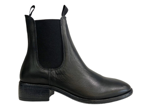 Rollie mira store chelsea boot