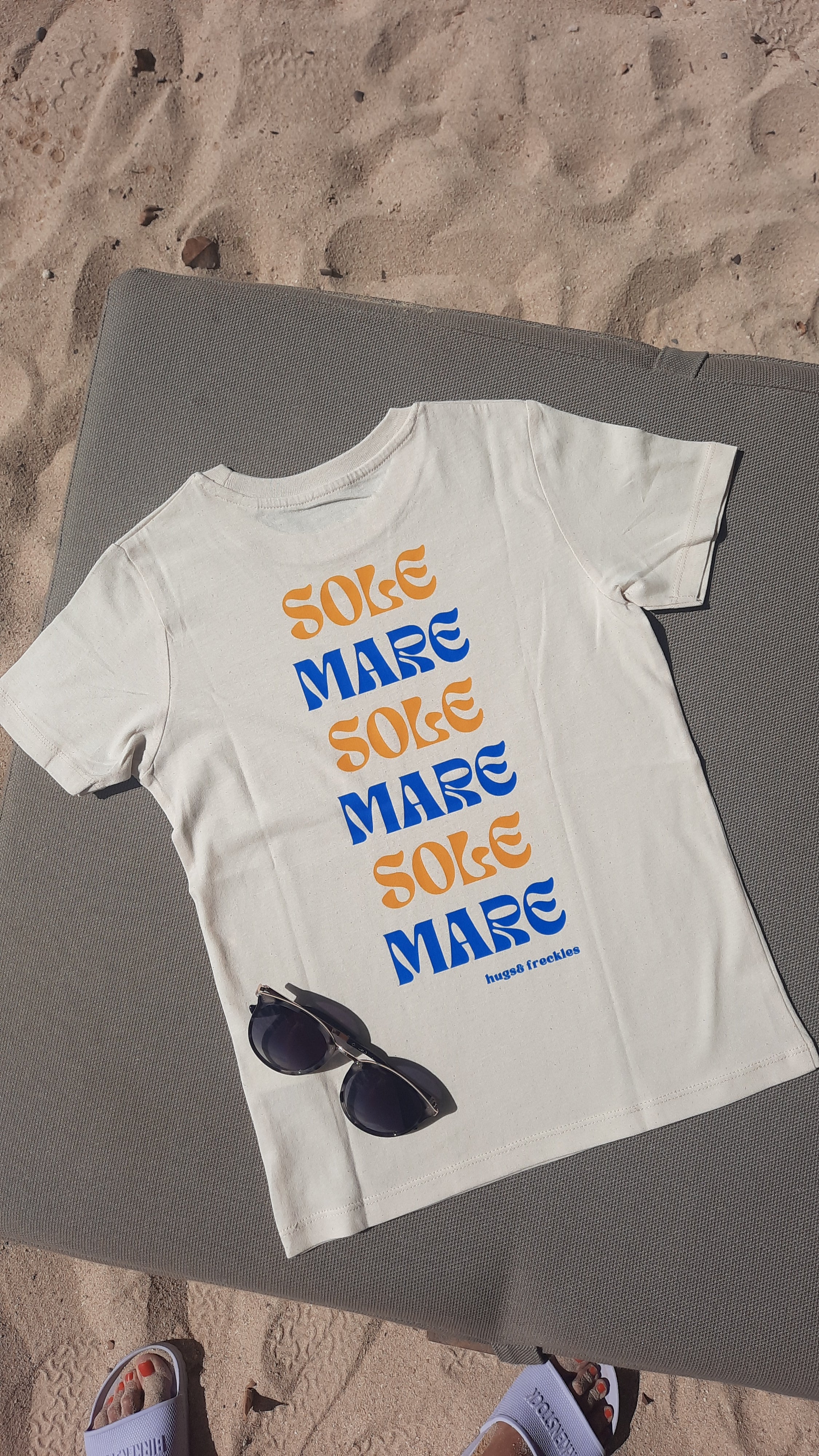 Hugs & Freckles Nachhaltiges T-Shirt Club Mini Sole E Mare