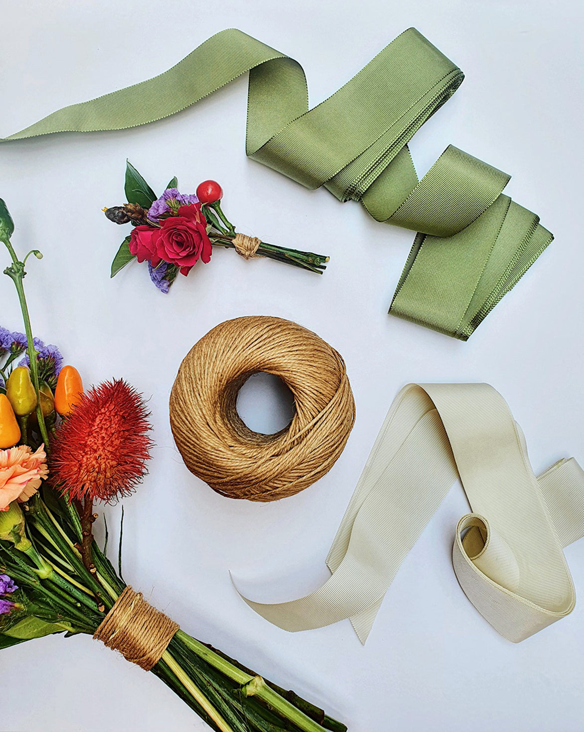 Buquê de Noiva para Casamento Civil – A Bela do Dia Flores