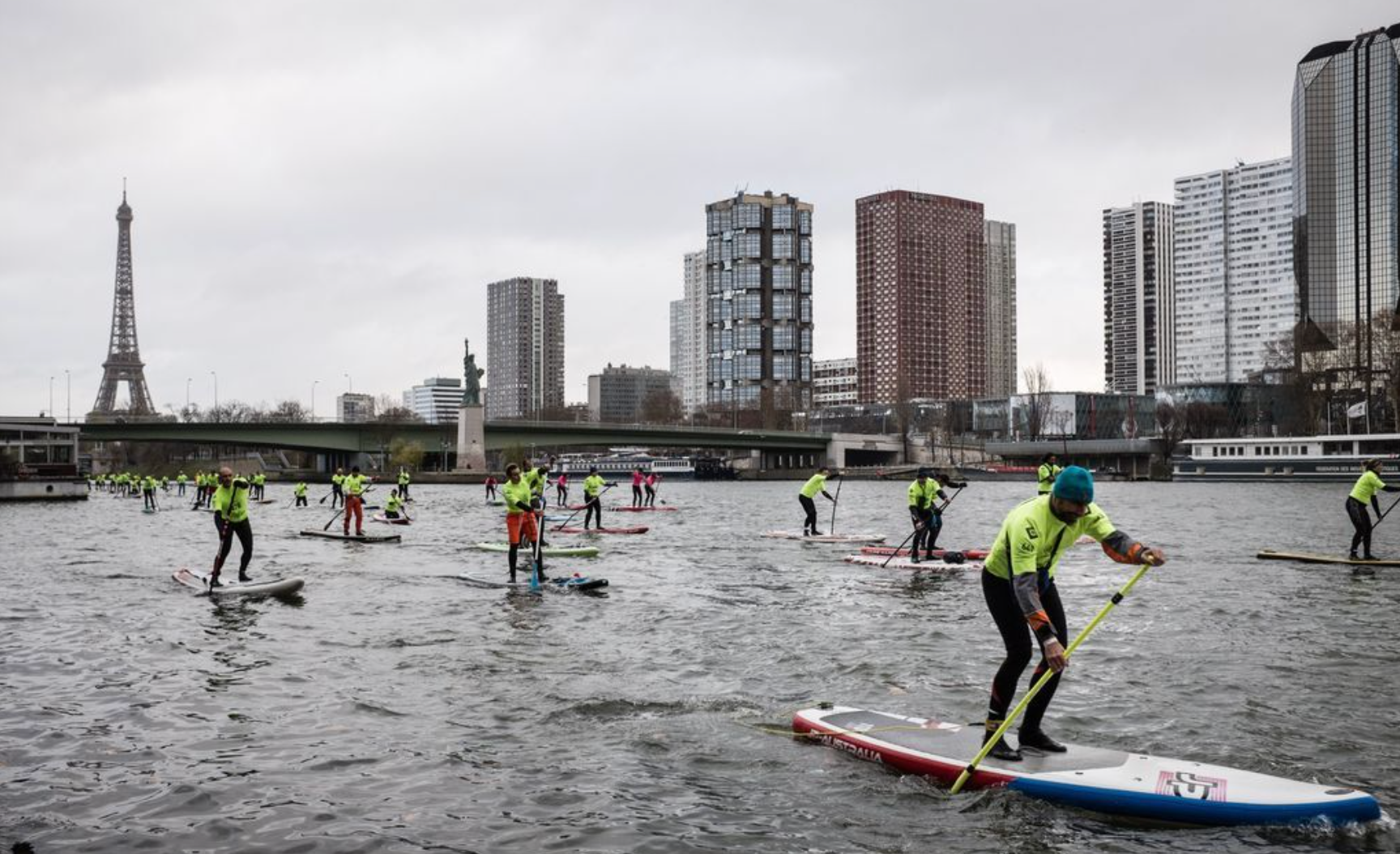 paddleboard racing