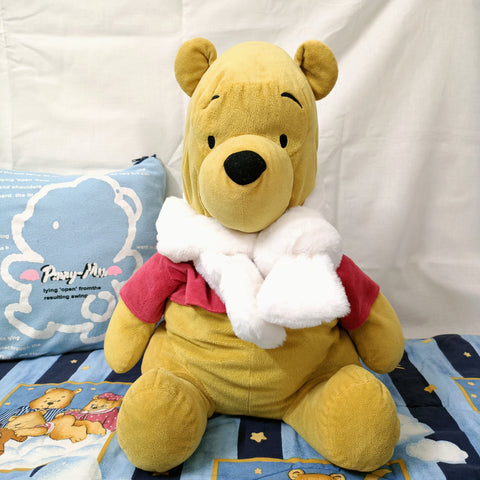 Double hole puncher scarf tying Pooh bear