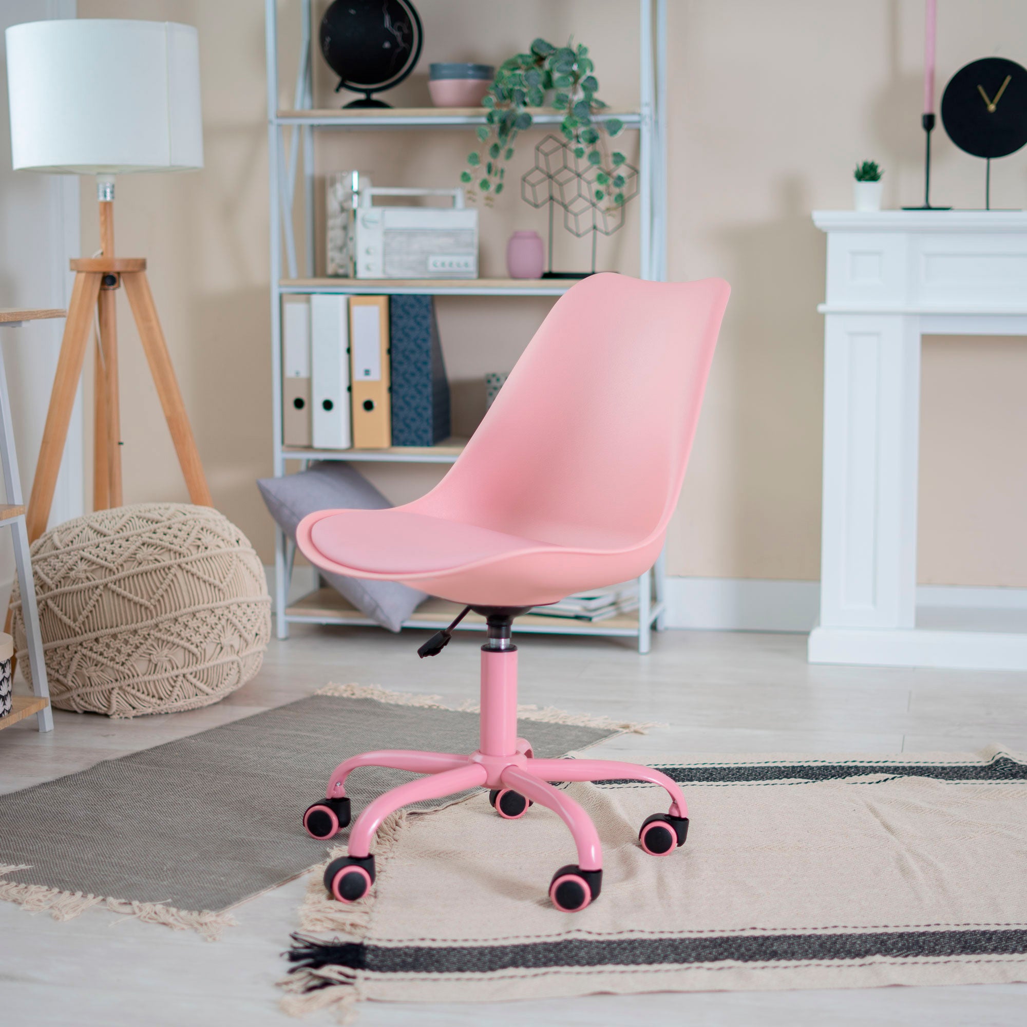 Pink office chair on wheels - BLOKHUS – Meubles Cosy