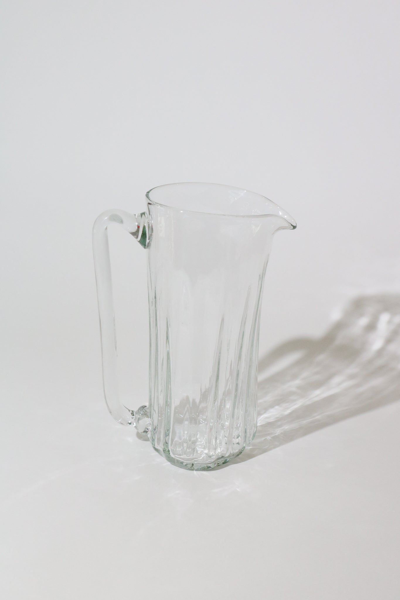 Selva Small Glass Pitcher / Xaquixe / Butaque