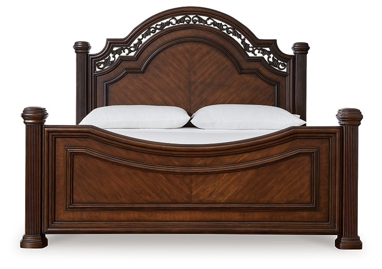 Lavinton Queen Poster Bed Accompanied by a Mirrored Dresser