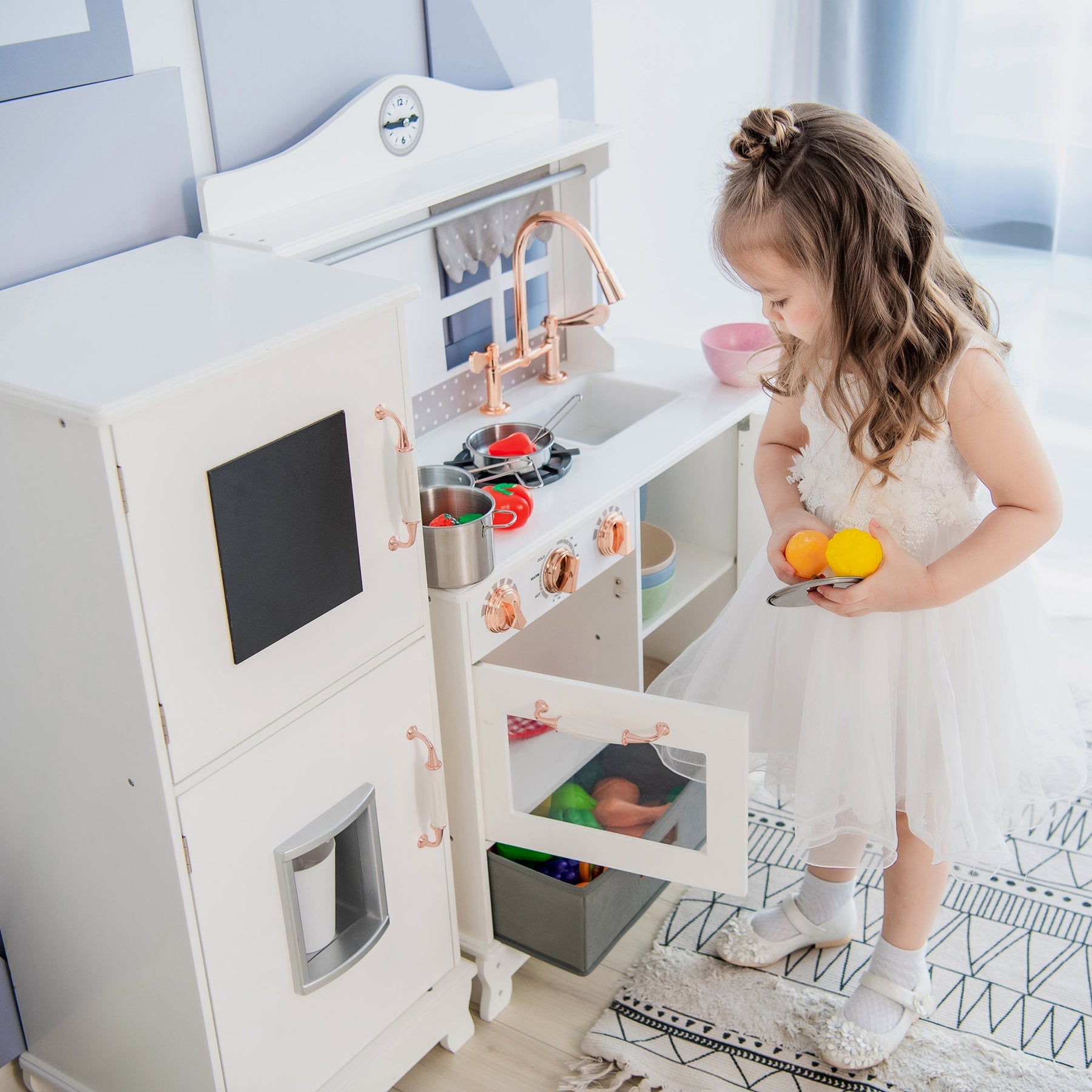 ChildUniverse White Play Kitchen ➜ Inspiring Imaginative Play
