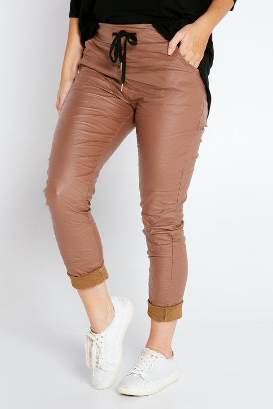 Bianca Leather Look Pants - Cammel