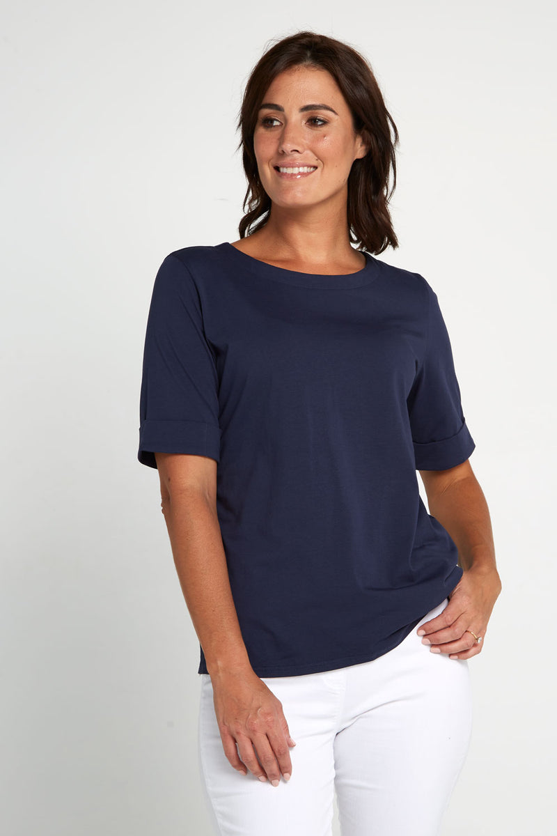 TULIO Fashion | Ultimate T-Shirt - Navy | Mature Women's Basics – Tulio
