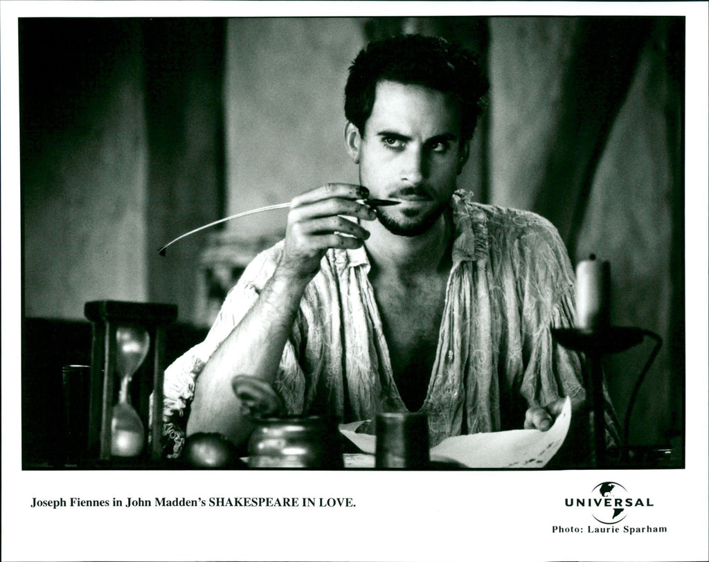 joseph fiennes shakespeare in love