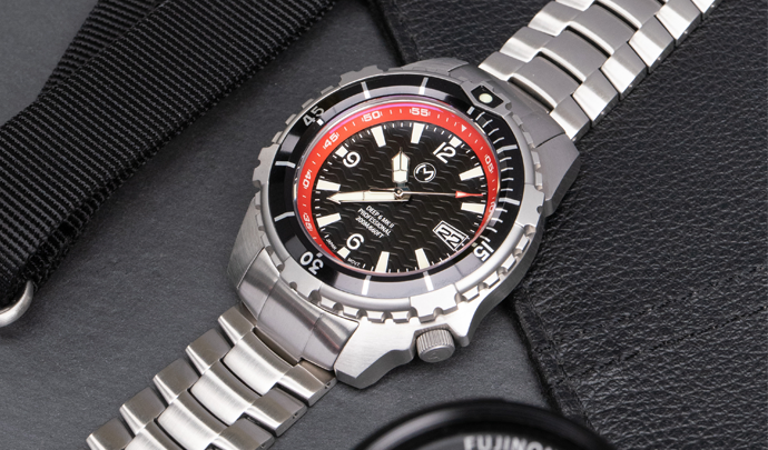 47mm clearance dive watch