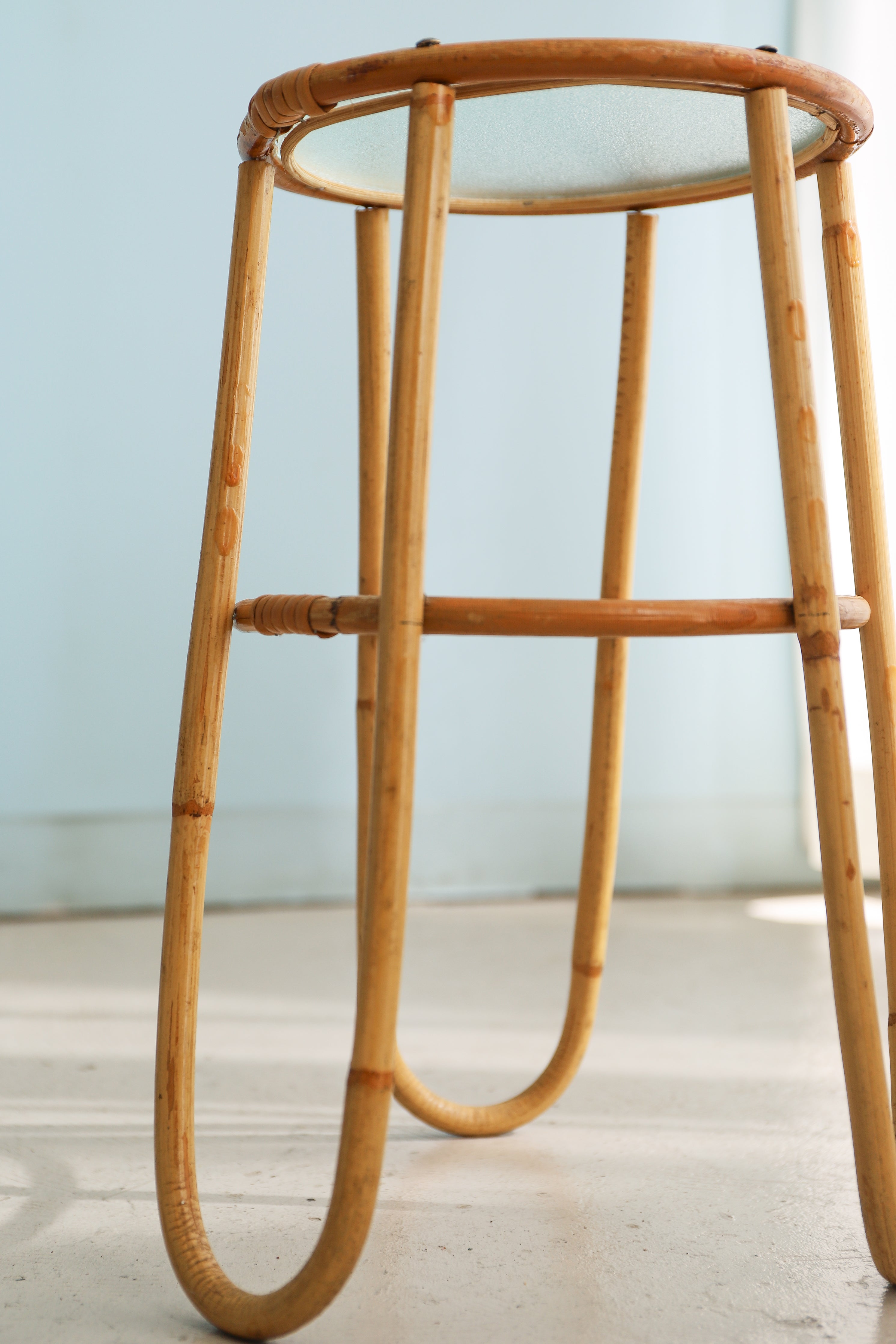 Danish Vintage Glass Top Rattan Side Table Stand/デンマークヴィンテージ ガラストップ ラタンテーブル スタンド 花台 北欧インテリア