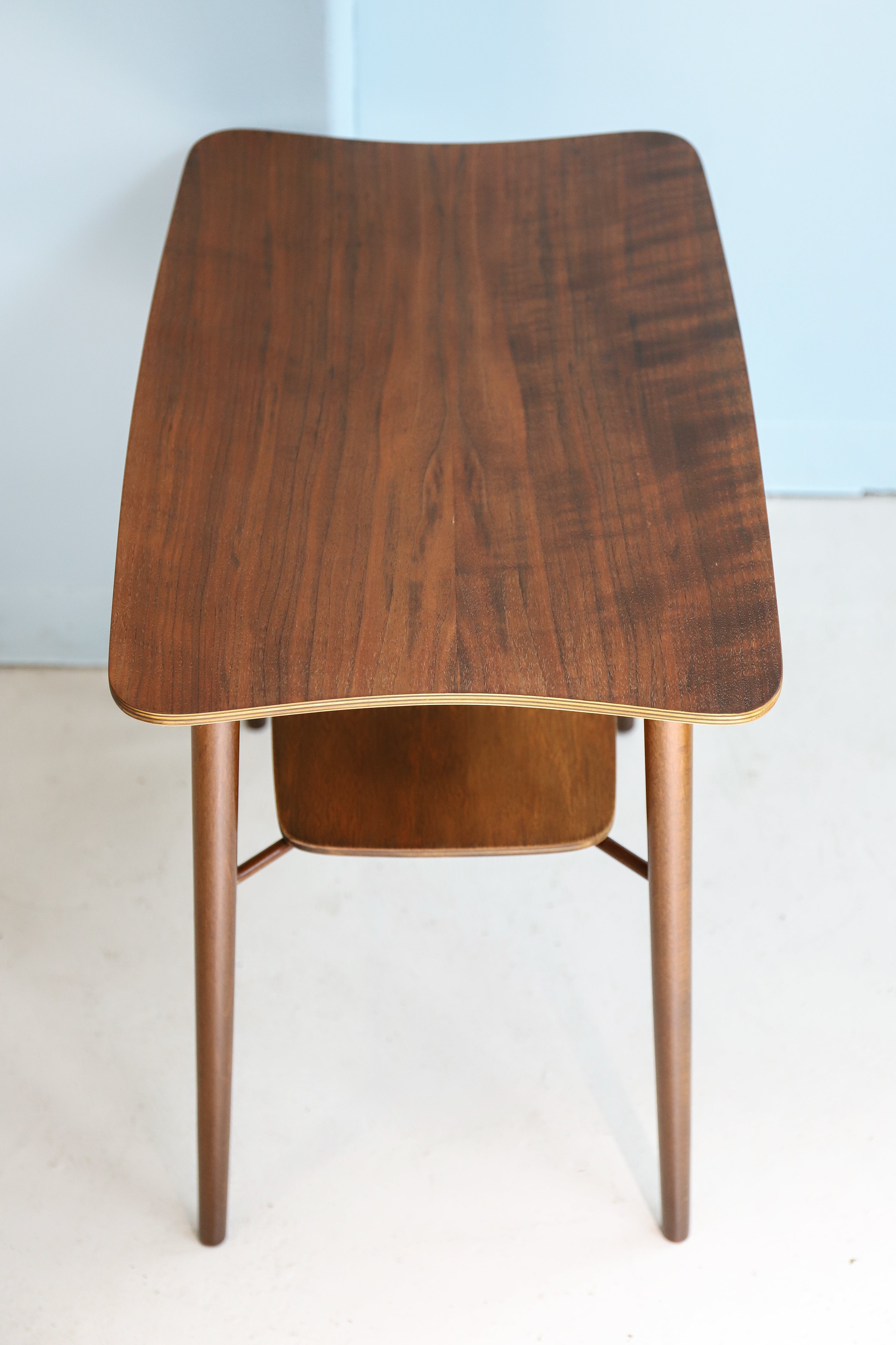 Scandinavian Vintage Side Table with Magazine Rack/北欧ヴィンテージ サイドテーブル マガジンラック付き