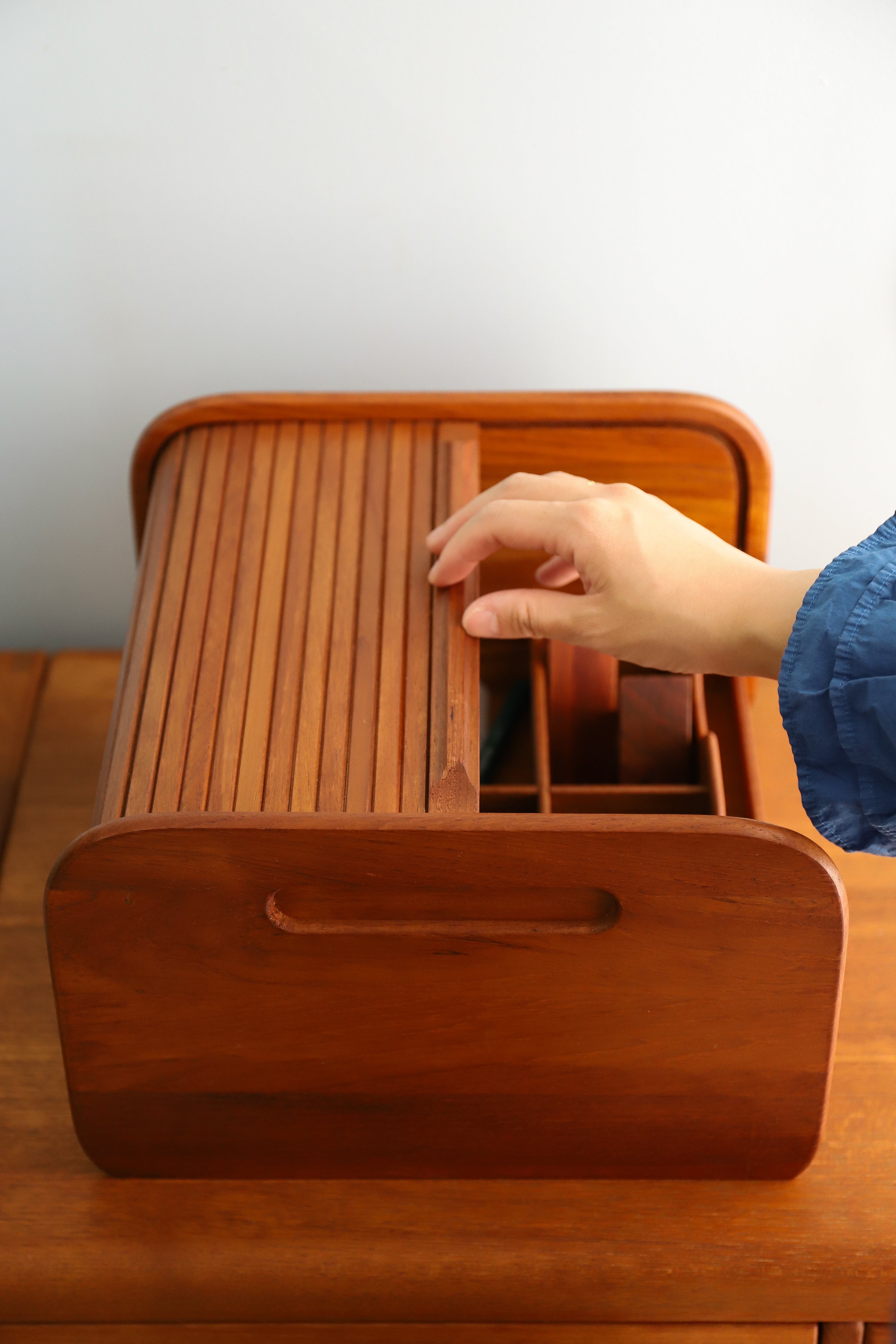 Vintage Roll Top Teakwood  CD Case/ヴィンテージ ロールトップCDケース 小物入れ チーク材 北欧スタイル