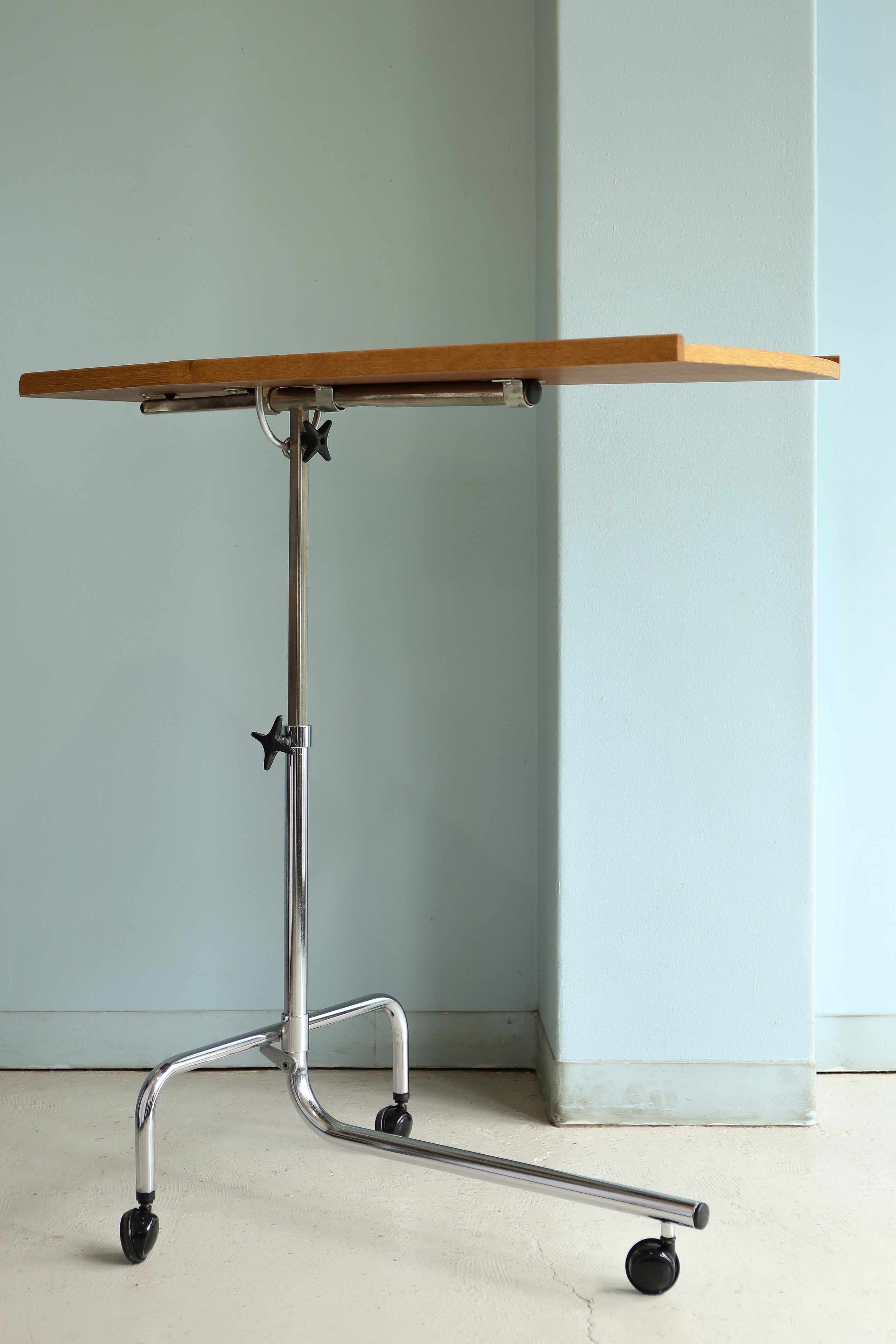 Danish Vintage H.M.N Adjustable Caster Table/デンマークヴィンテージ キャスターテーブル オーク材