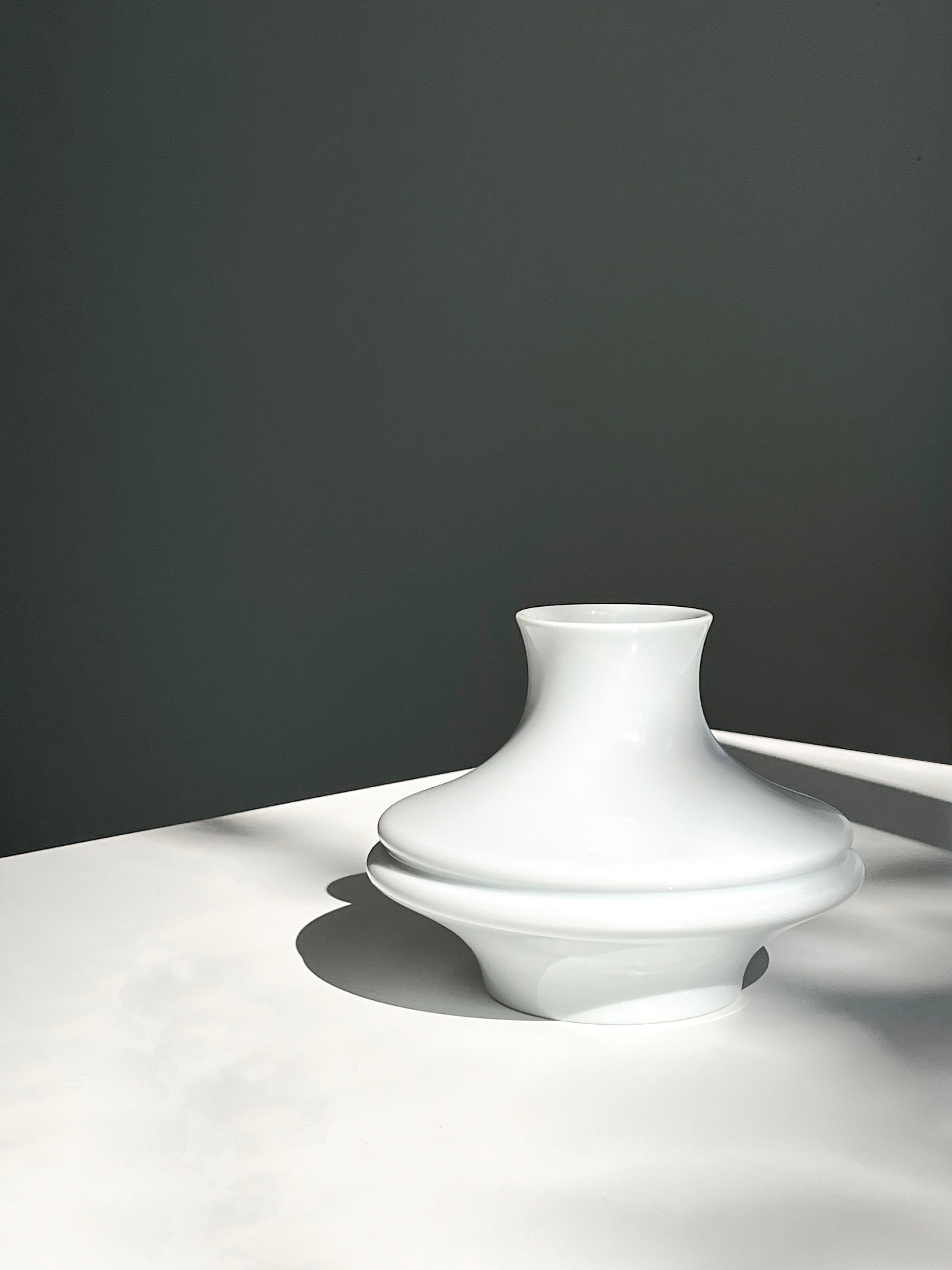 Vintage Rosenthal Studio-Linie Flower Vase White Porcelain/ローゼンタール スタジオライン フラワーベース 3537/12 花瓶 白磁 ヴィンテージインテリア