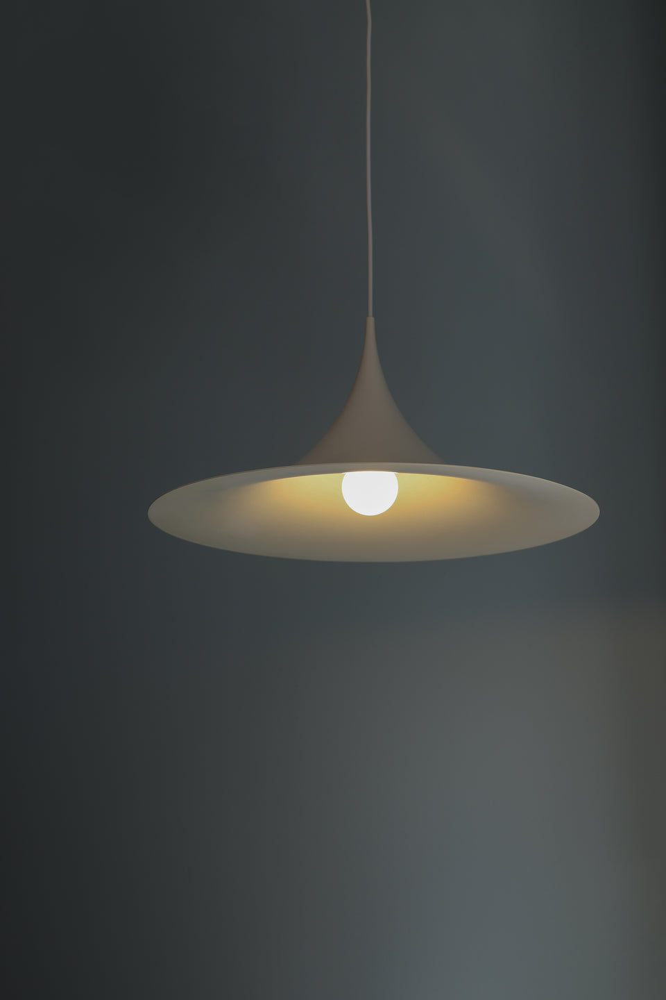 semi pendant lamp